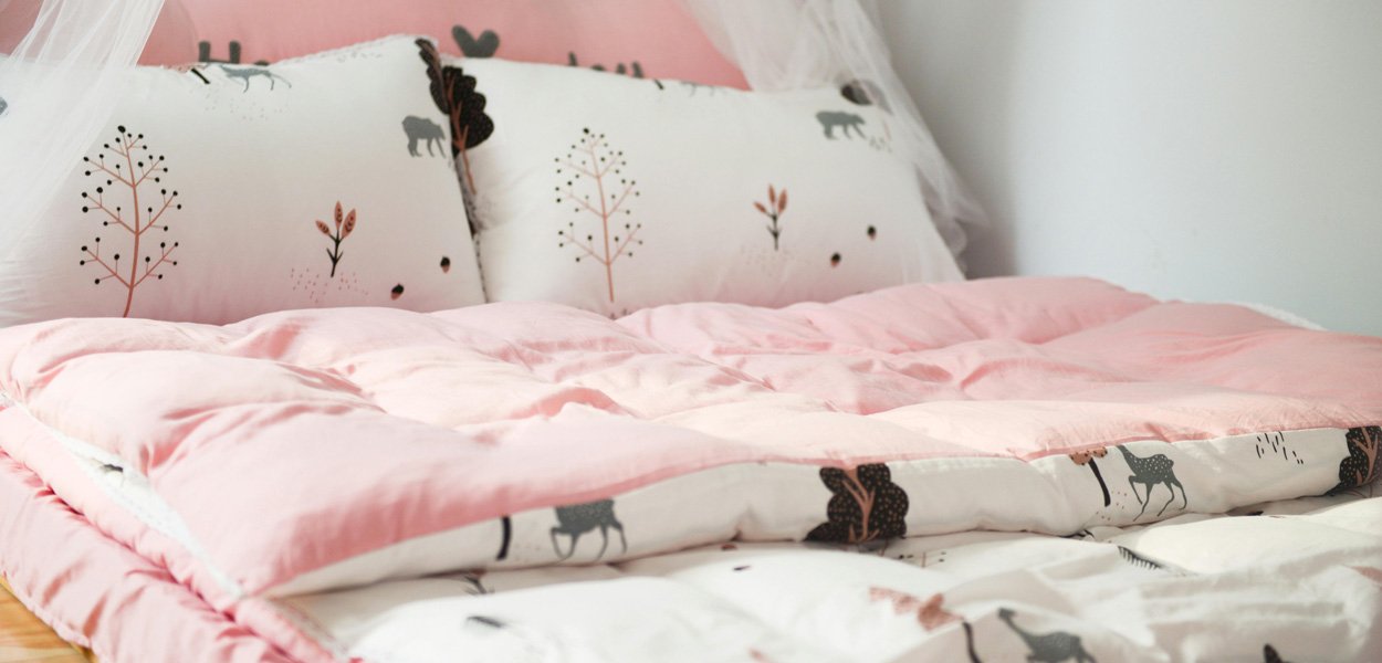 the-workroom-bedding-duvet-pillows.jpg